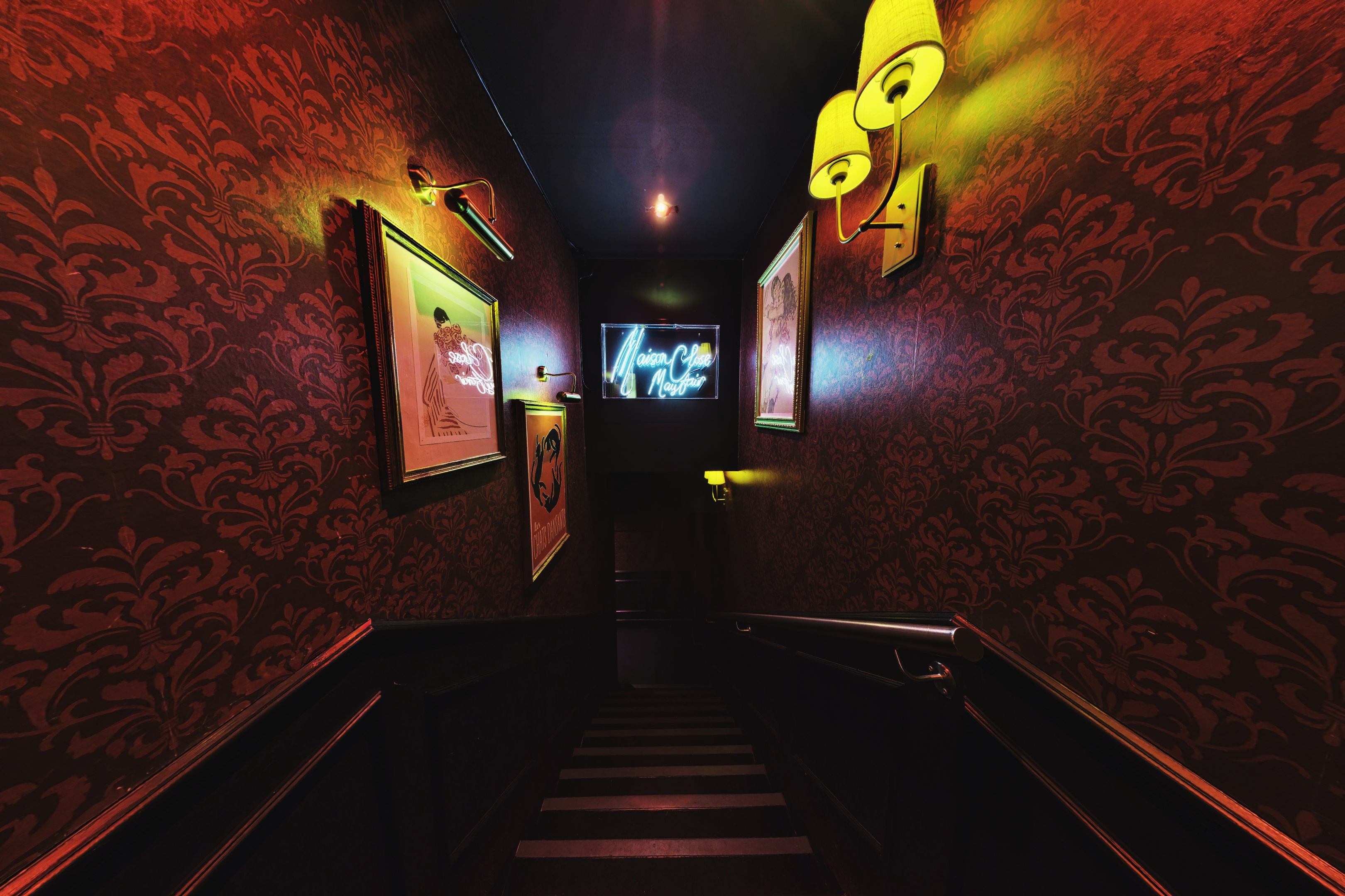 360 virtual tour for commercial property office